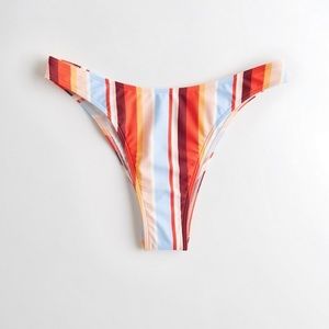 ☀️NWOT Hollister High Leg Bikini Bottom